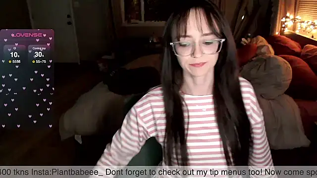 Snapshot of Plantbabeee chatting on 19, 3, 2025 Plantbabeee online show from 19, 3, 2025
