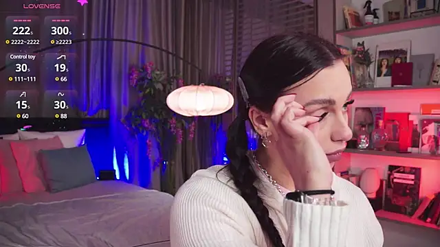 Snapshot of LunaNight chatting on 20, 1, 2025 LunaNight online show from 20, 1, 2025