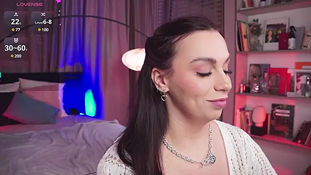 Snapshot of LunaNight chatting on 28, 1, 2025 LunaNight online show from 28, 1, 2025