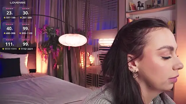 Snapshot of LunaNight chatting on 3, 2, 2025 LunaNight online show from 3, 2, 2025