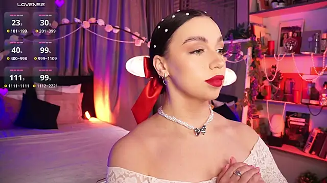 Snapshot of LunaNight chatting on 15, 2, 2025 LunaNight online show from 15, 2, 2025