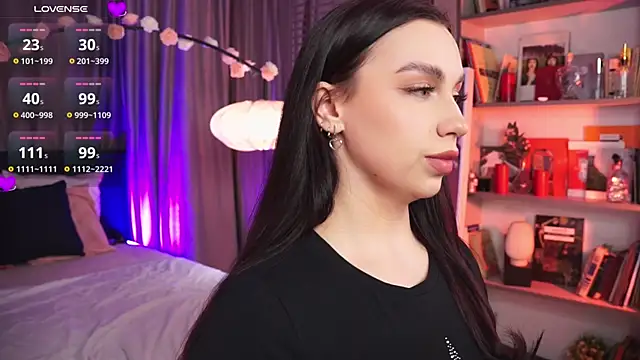 Snapshot of LunaNight chatting on 21, 2, 2025 LunaNight online show from 21, 2, 2025