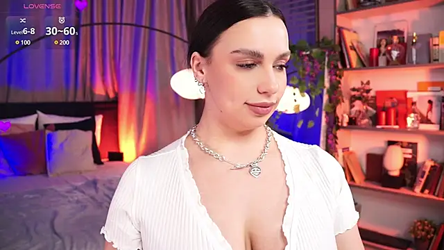 Snapshot of LunaNight chatting on 17, 3, 2025 LunaNight online show from 17, 3, 2025