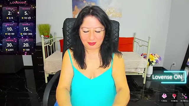 Julia Dean online show from 6, 4, 2026