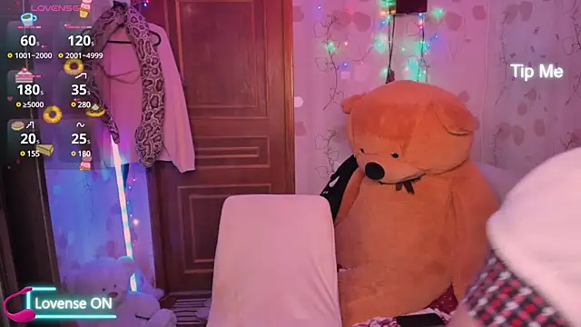 Lilly Black88888 online show from 10, 3, 2025