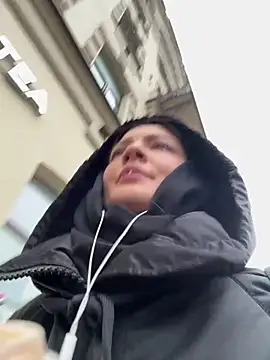 Snapshot of BabeRainbow chatting on 7, 11, 2025 BabeRainbow online show from 7, 11, 2025