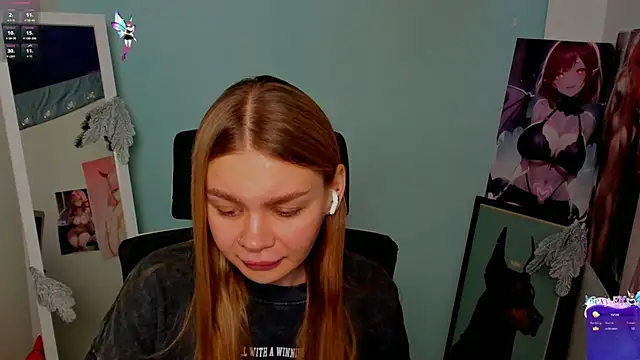 Molly sweetie online show from 12, 12, 2024