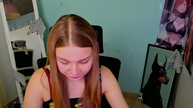 Molly sweetie online show from 28, 12, 2024