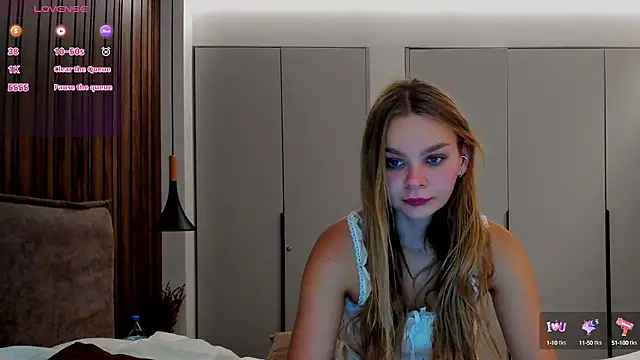 Molly sweetie online show from 25, 9, 2025