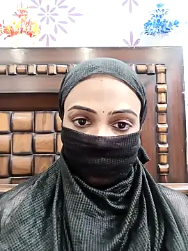 Snapshot of Yours-Bebo chatting on 7, 1, 2025 Yours-Bebo online show from 7, 1, 2025