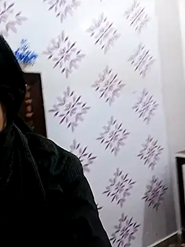 Snapshot of Yours-Bebo chatting on 8, 1, 2025 Yours-Bebo online show from 8, 1, 2025