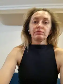 Miss    Mia  online show from 5, 3, 2026