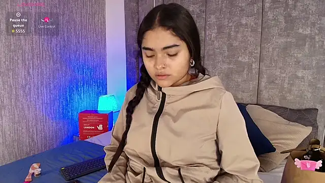 GiselOrtiz online show from 10, 9, 2025