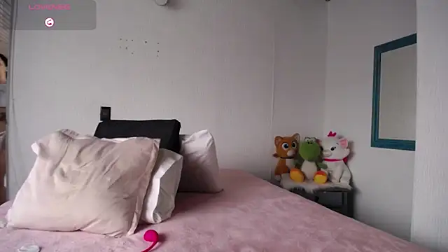  Lalaa online show from 9, 10, 2025