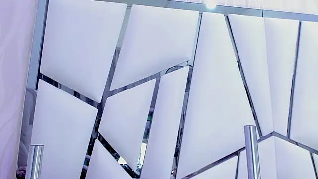  aurora18  online show from 15, 3, 2025