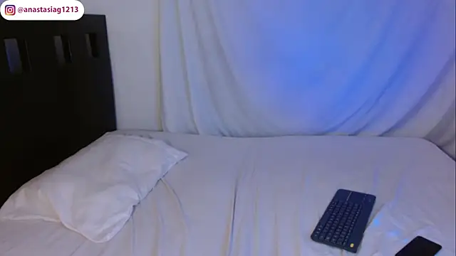 Anastasia1213 online show from 28, 2, 2025