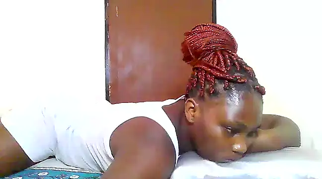 Snapshot of SexyKimberly23 chatting on 5, 3, 2025 SexyKimberly23 online show from 5, 3, 2025