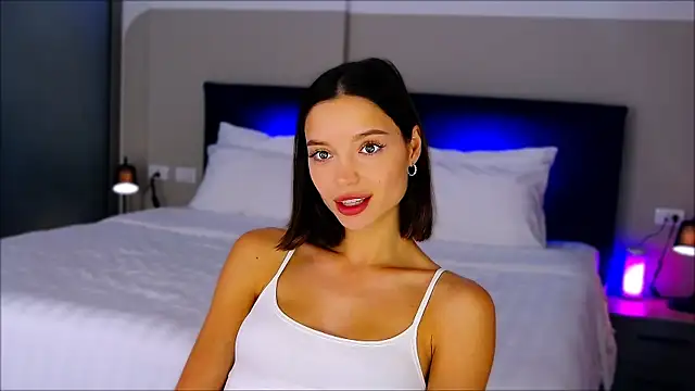 wow Mia online show from 5, 12, 2024