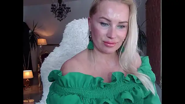 Snapshot of eyesangel22 chatting on 10, 1, 2025 eyesangel22 online show from 10, 1, 2025