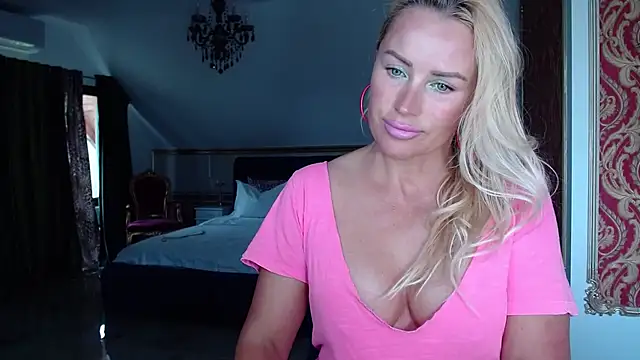 Snapshot of eyesangel22 chatting on 26, 9, 2025 eyesangel22 online show from 26, 9, 2025