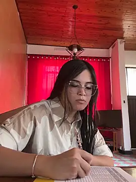 Snapshot of CamilaSofiia chatting on 2, 3, 2026 CamilaSofiia online show from 2, 3, 2026