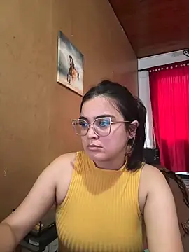 Snapshot of CamilaSofiia chatting on 23, 4, 2026 CamilaSofiia online show from 23, 4, 2026