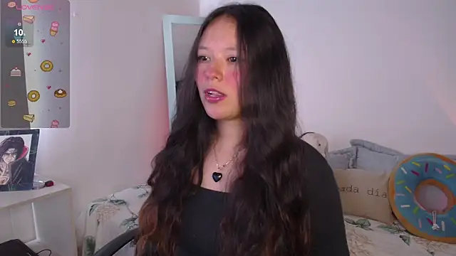 Snapshot of Lexie_Thompson10 chatting on 16, 9, 2025 Lexie Thompson10 online show from 16, 9, 2025