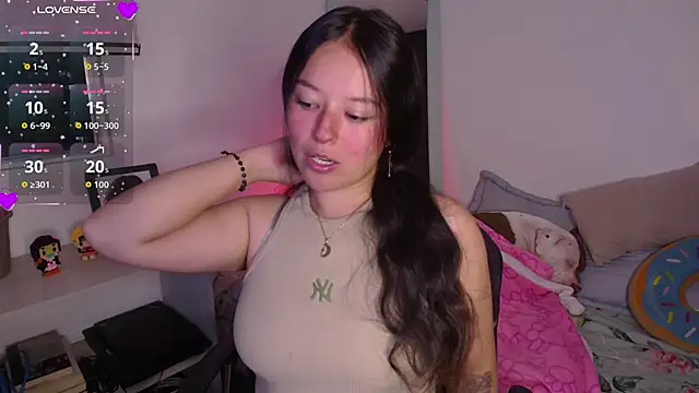 Snapshot of Lexie_Thompson10 chatting on 7, 10, 2025 Lexie Thompson10 online show from 7, 10, 2025