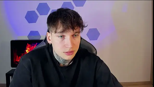 Chris Tyson online show from 6, 3, 2025