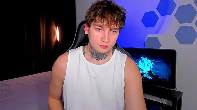 Chris Tyson online show from 23, 11, 2025