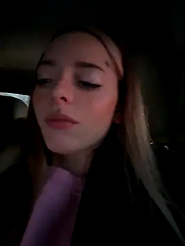 LoraaDoll online show from 21, 10, 2025