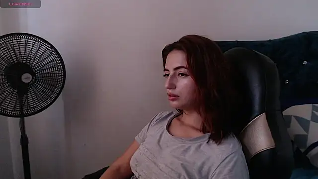 Snapshot of Kate_lorens9 chatting on 21, 1, 2025 Kate lorens9 online show from 21, 1, 2025