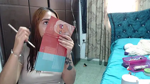 Snapshot of Kate_lorens9 chatting on 22, 10, 2025 Kate lorens9 online show from 22, 10, 2025