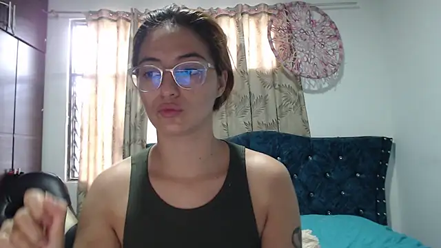 Snapshot of Kate_lorens9 chatting on 11, 11, 2025 Kate lorens9 online show from 11, 11, 2025