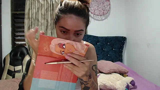 Snapshot of Kate_lorens9 chatting on 17, 11, 2025 Kate lorens9 online show from 17, 11, 2025