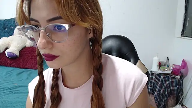 Kate lorens9 online show from 5, 4, 2026