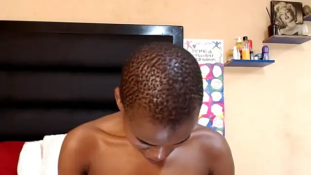 LongPussyLipsxx online show from 13, 1, 2025