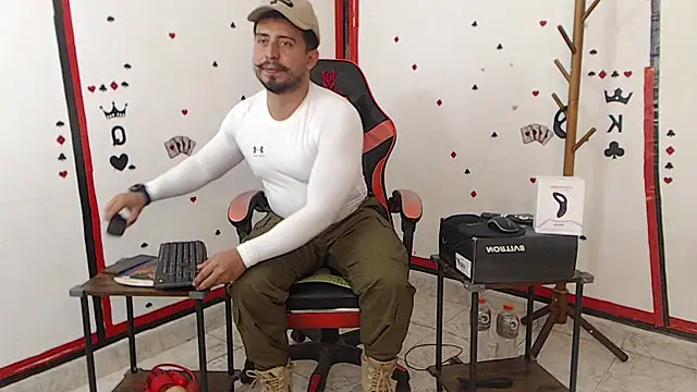 Snapshot of KalethBigDick chatting on 21, 1, 2025 KalethBigDick online show from 21, 1, 2025