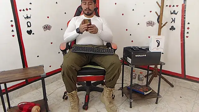 Snapshot of KalethBigDick chatting on 21, 1, 2025 KalethBigDick online show from 21, 1, 2025