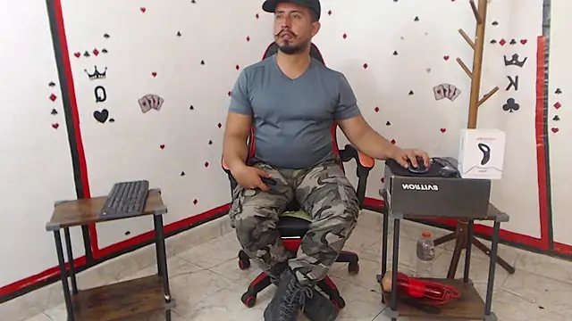 Snapshot of KalethBigDick chatting on 6, 2, 2025 KalethBigDick online show from 6, 2, 2025