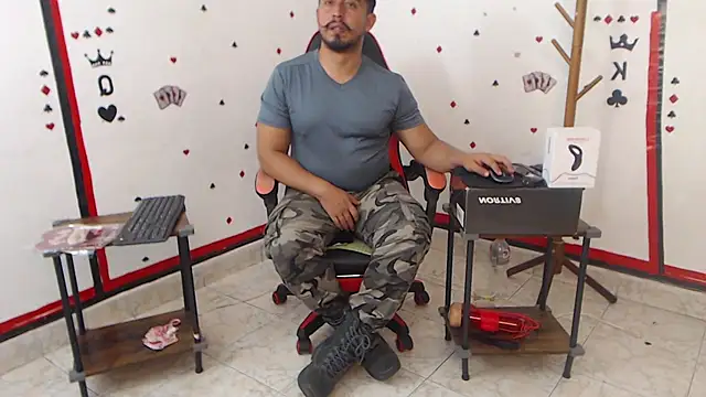 Snapshot of KalethBigDick chatting on 6, 2, 2025 KalethBigDick online show from 6, 2, 2025