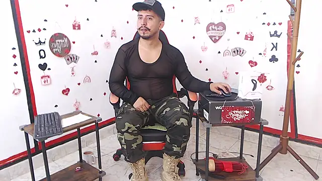 Snapshot of KalethBigDick chatting on 11, 2, 2025 KalethBigDick online show from 11, 2, 2025