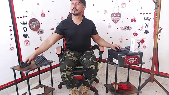 Snapshot of KalethBigDick chatting on 12, 2, 2025 KalethBigDick online show from 12, 2, 2025