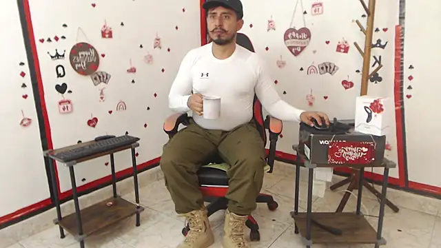 Snapshot of KalethBigDick chatting on 27, 2, 2025 KalethBigDick online show from 27, 2, 2025