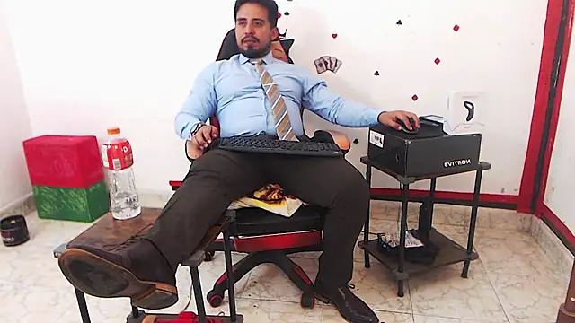 Snapshot of KalethBigDick chatting on 9, 2, 2026 KalethBigDick online show from 9, 2, 2026