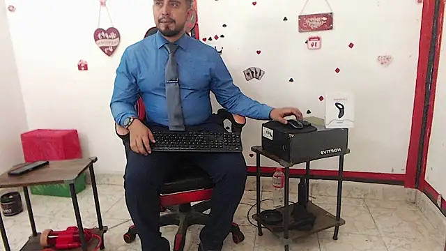 Snapshot of KalethBigDick chatting on 13, 2, 2026 KalethBigDick online show from 13, 2, 2026