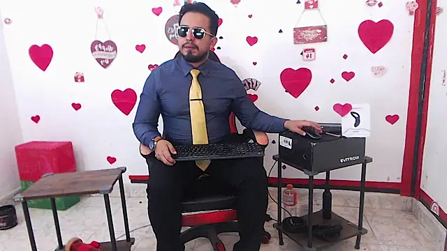 Snapshot of KalethBigDick chatting on 28, 2, 2026 KalethBigDick online show from 28, 2, 2026