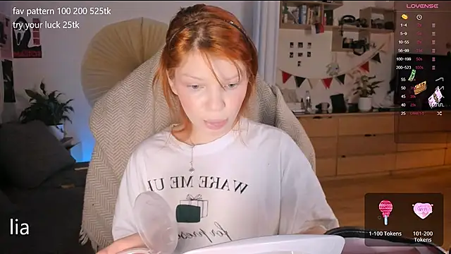 lil lia online show from 10, 11, 2025