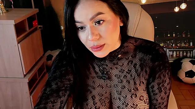 Snapshot of Miah_gomez_ chatting on 29, 6, 2026 Miah gomez online show from 29, 6, 2026