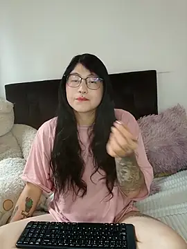 Snapshot of Naomi-Misaki chatting on 24, 9, 2025 Naomi-Misaki online show from 24, 9, 2025
